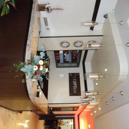 Hotel Favorit