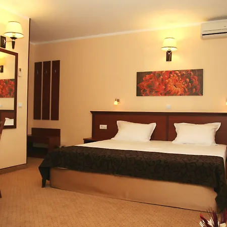 Favorit Hotel