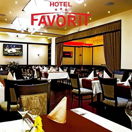 Hotel Favorit 3*